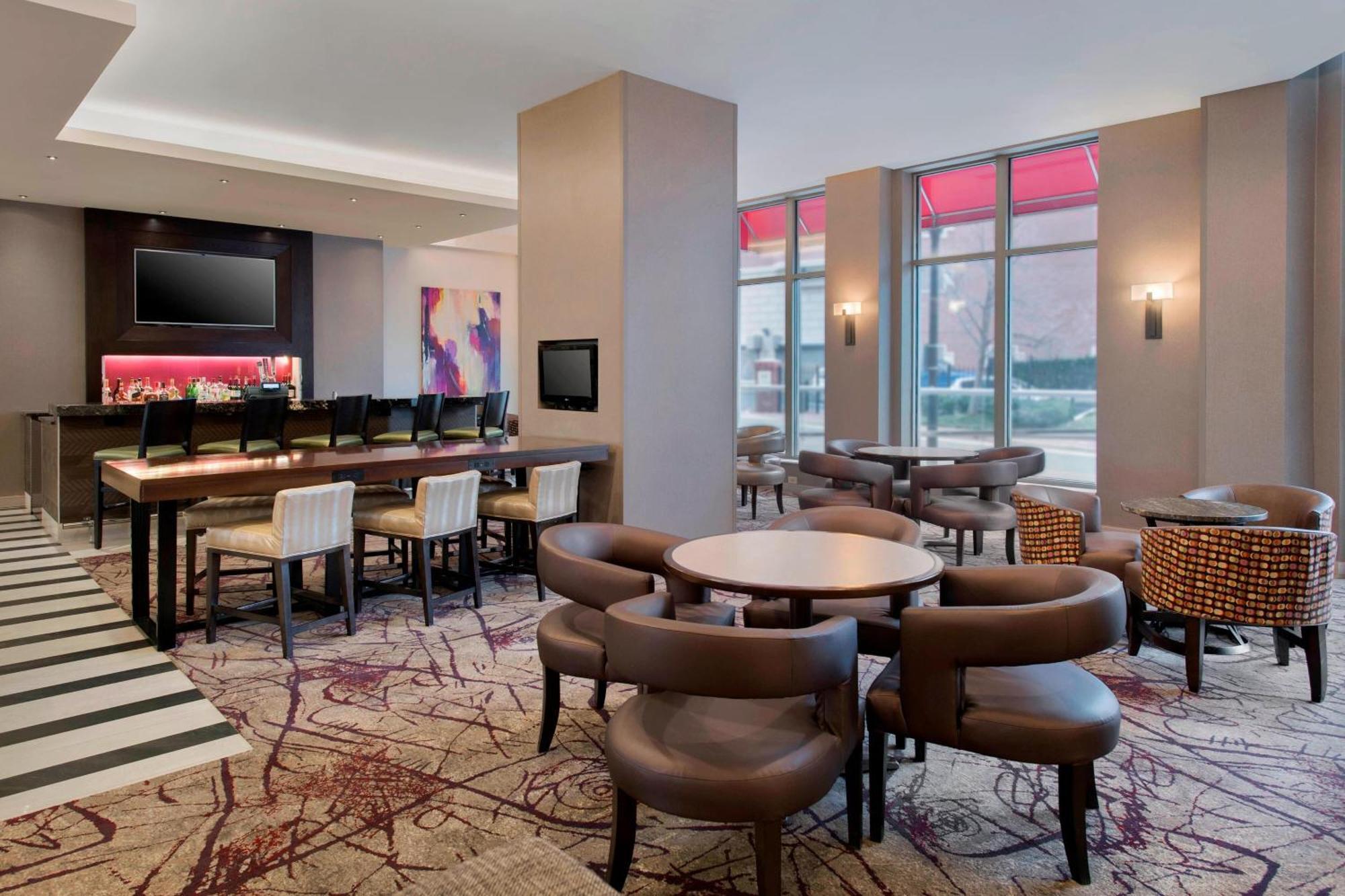 Residence Inn Alexandria Old Town South At Carlyle Eksteriør billede