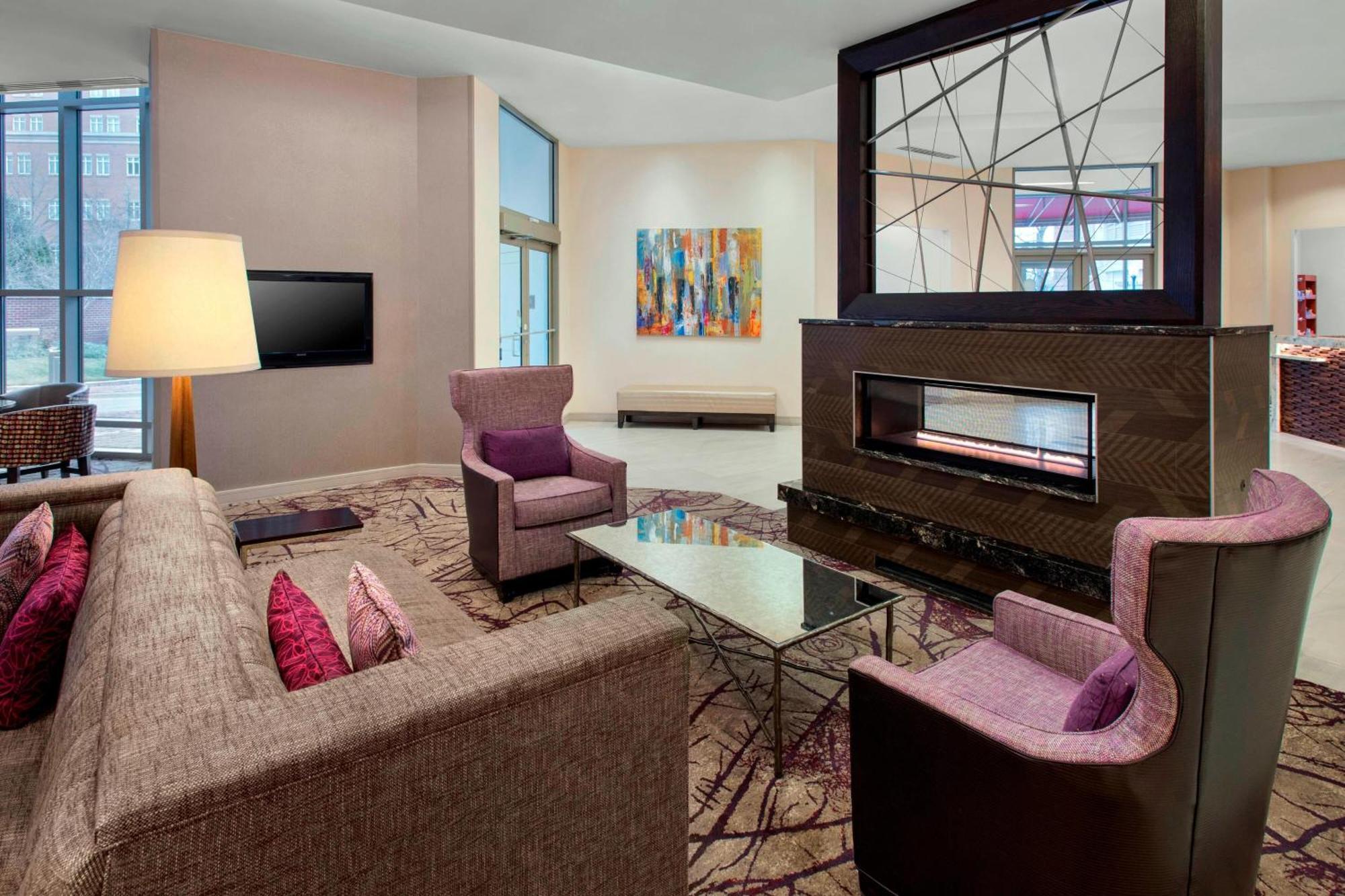 Residence Inn Alexandria Old Town South At Carlyle Eksteriør billede